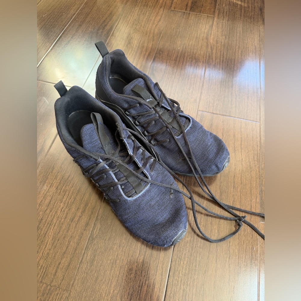 Puma Men's Black and blue Athletic Sneakers